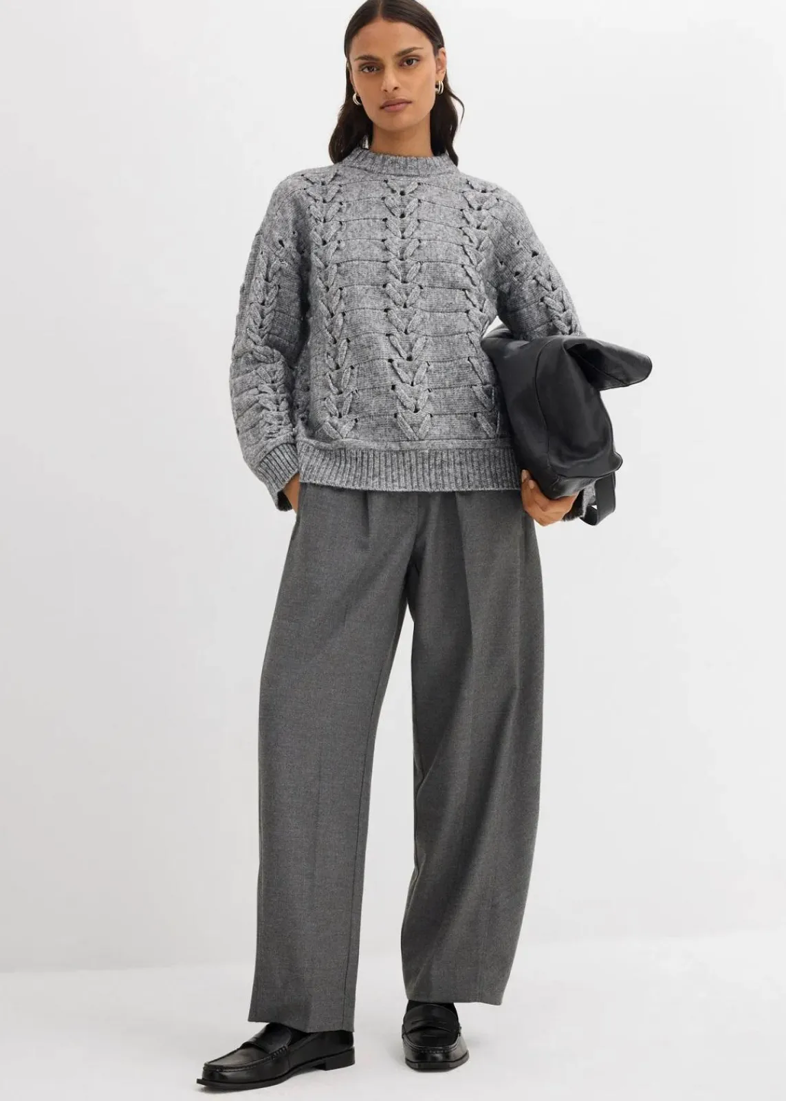 bonprix Bekleidung·Umstandsmode|Strickmode^Grobstrick-Pullover mit Zopfmuster grau meliert