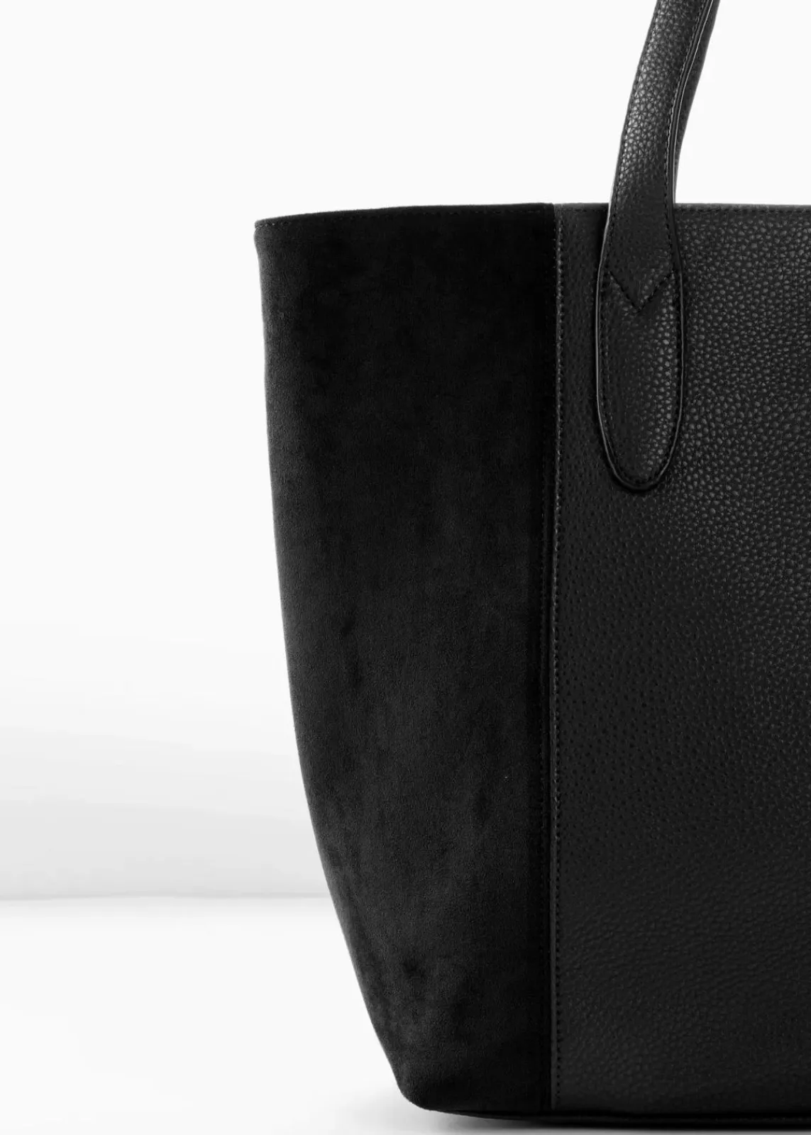 bonprix Taschen^Großer Shopper im Materialmix schwarz