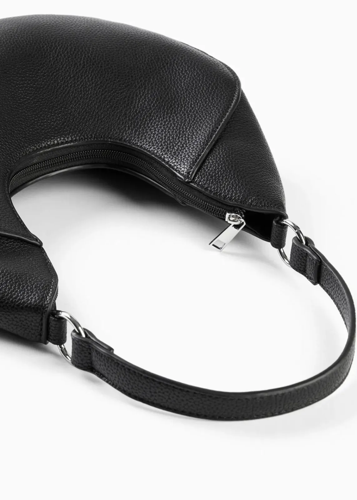 bonprix Taschen^Handtasche in rundlicher Form schwarz