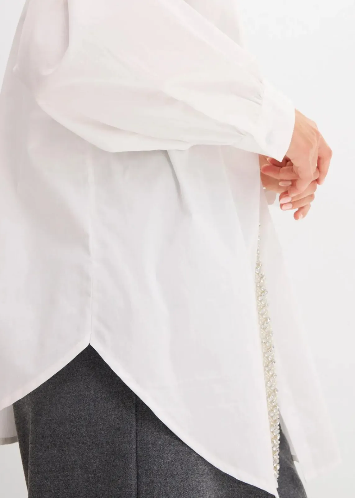 bonprix Blusen & Tuniken^Hemdbluse mit Strass-Applikation weiß