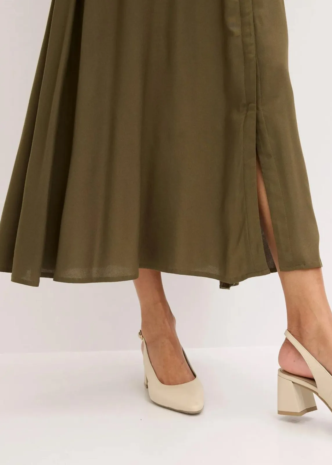 bonprix Kleider|Bekleidung·Pullover & Strickjacken^Hemdblusenkleid dunkeloliv