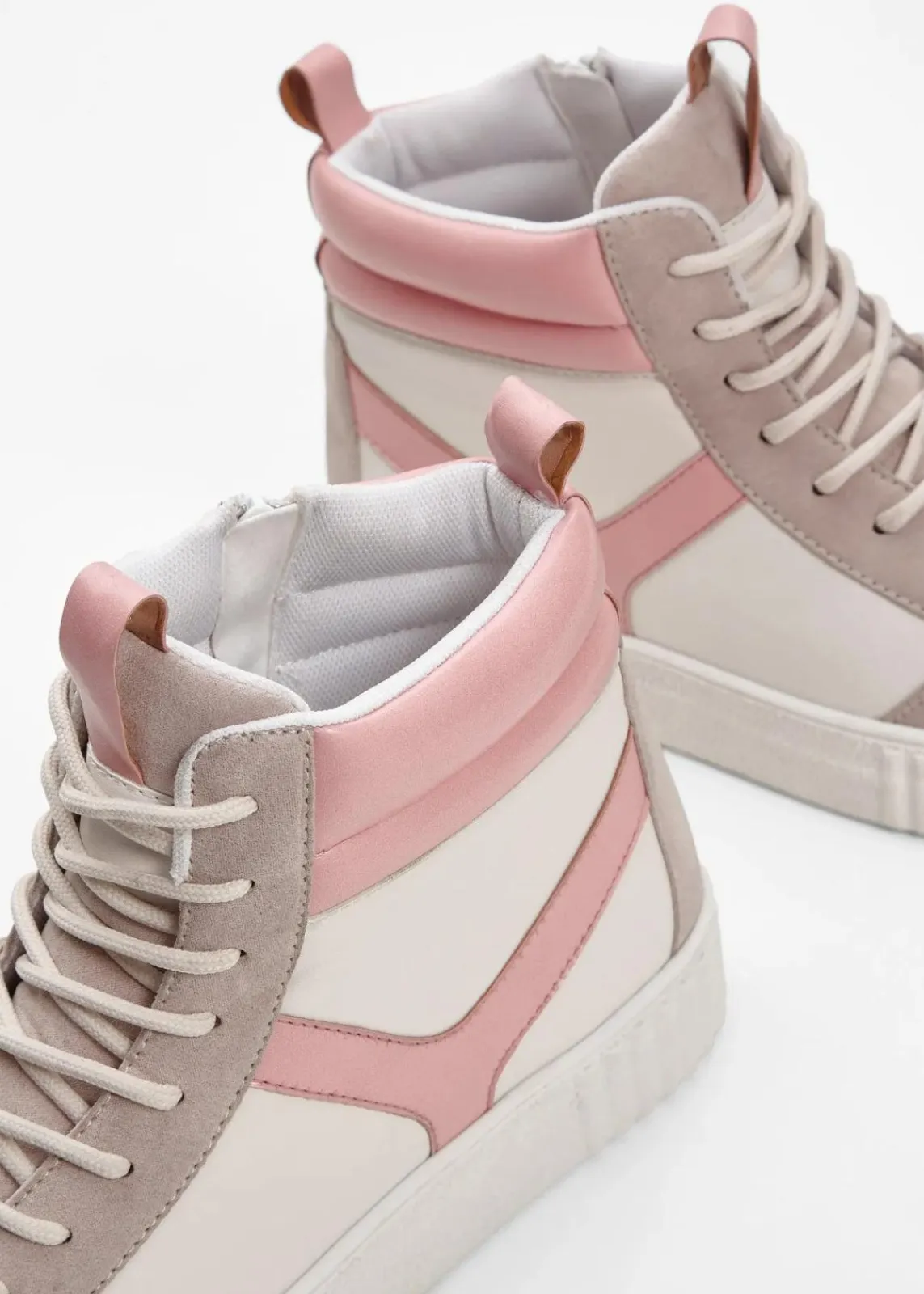 bonprix Sneaker^High-Top-Sneaker wollweiß/hellsand/rosa