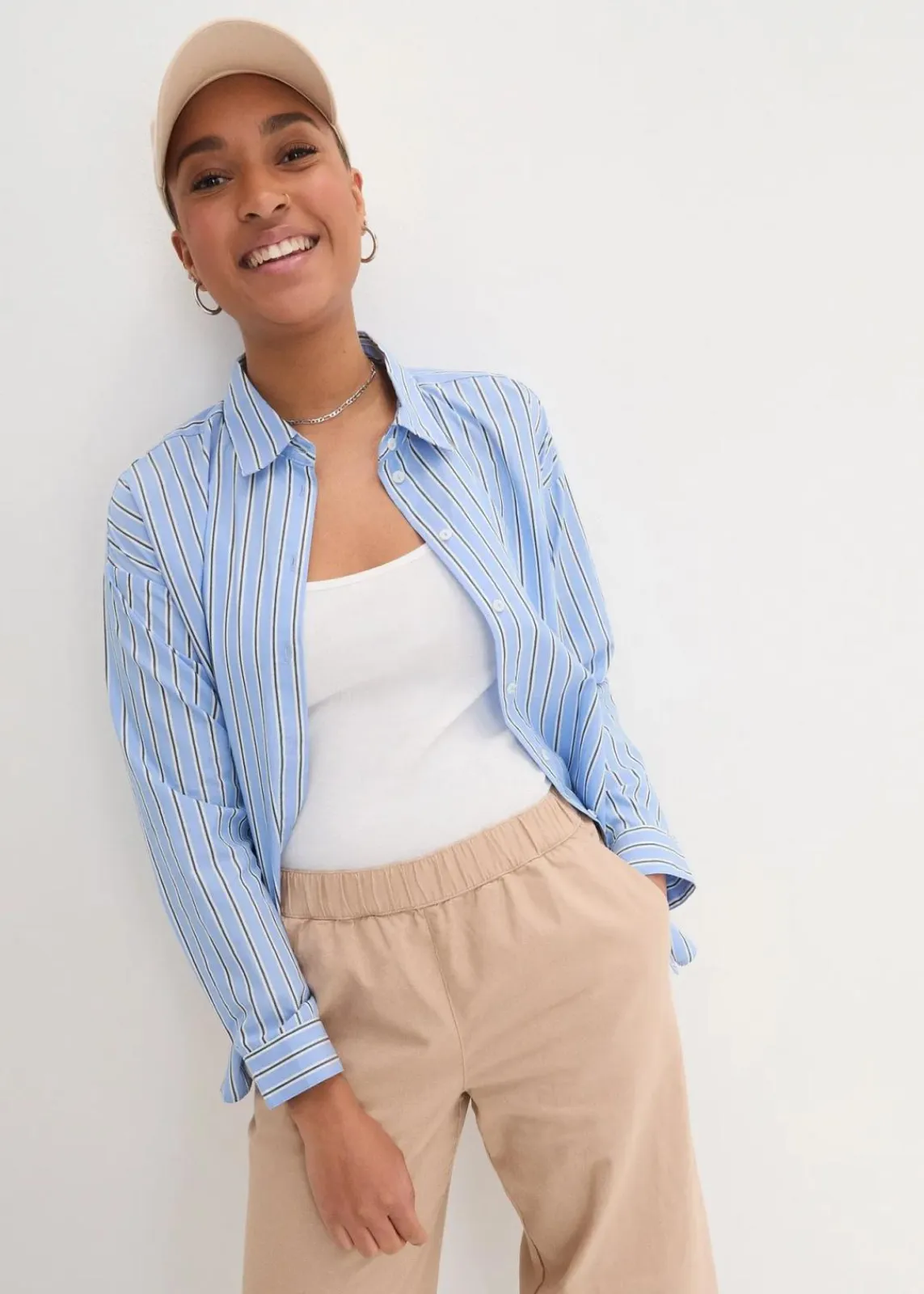 bonprix Hosen|Bekleidung·Kleider^3/4-Hose aus leichtem Leinen-Mix mandelbeige