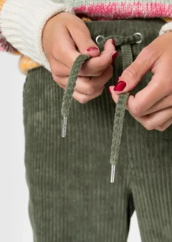 bonprix Bekleidung·Kleider|Hosen^Hose in Cordoptik mit elastischem Bund oliv