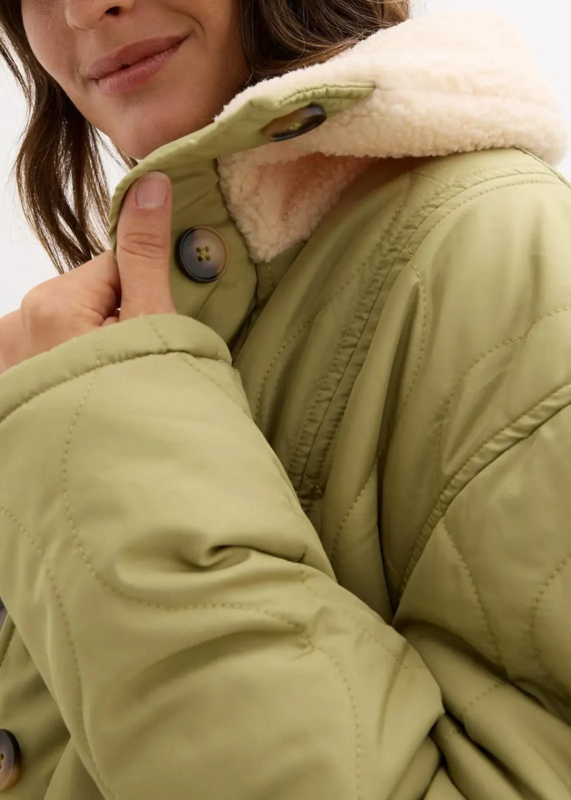bonprix Bekleidung·Blazer|Umstandsmode^3-in-1 Leichte Umstandsjacke mit Teddyfutter und Trageeinsatz olivkhaki
