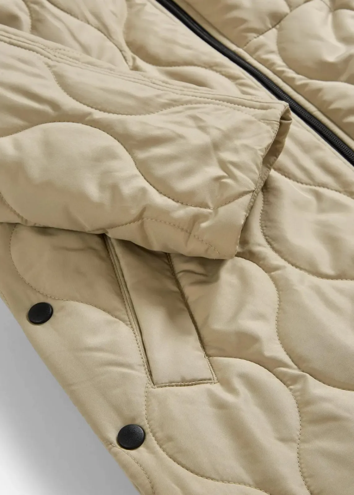 bonprix Bekleidung·Blazer|Umstandsmode^3-in-1 mittelwarm gesteppter Umstands-und Tragemantel mattschilf