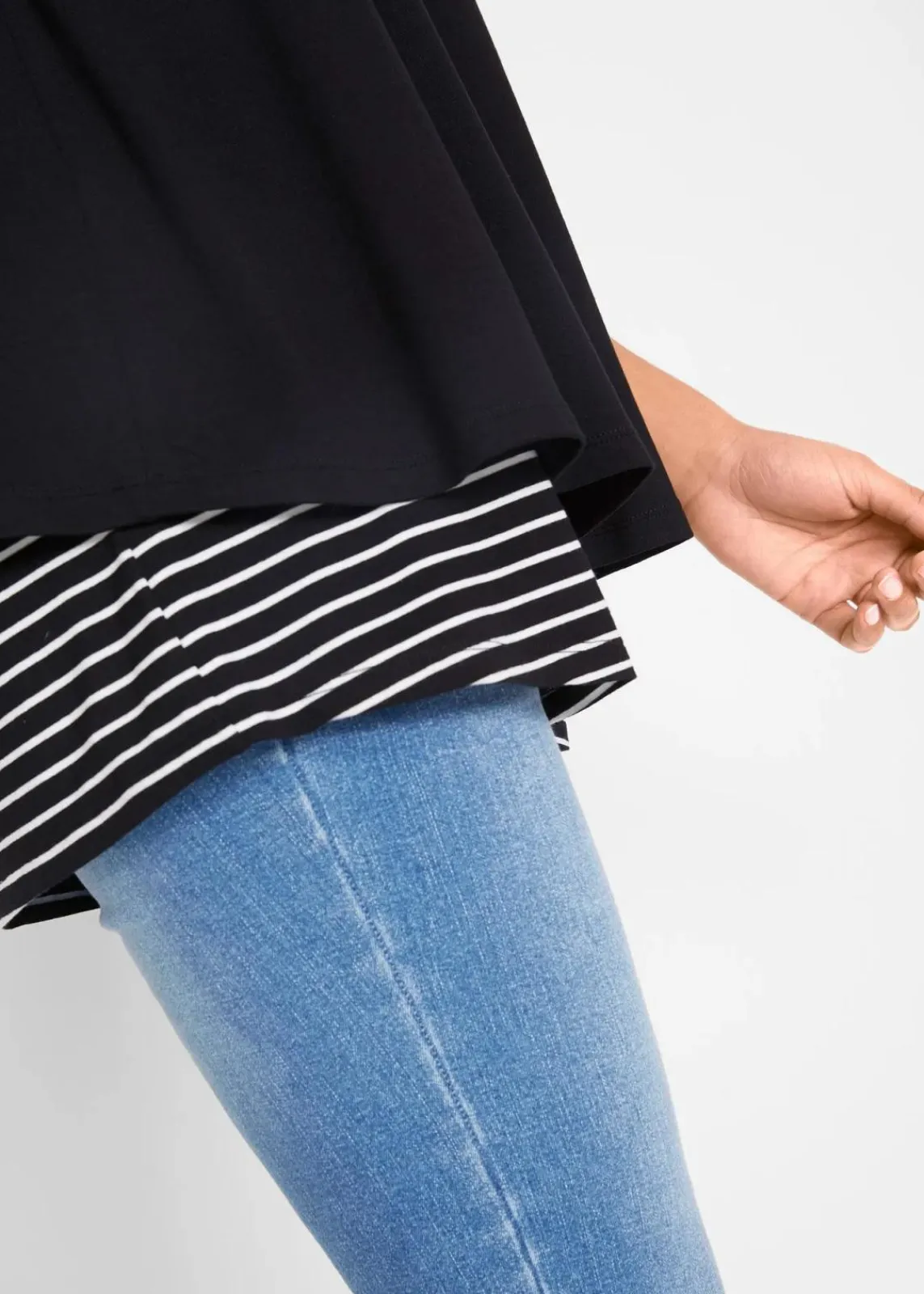 bonprix Bekleidung·Blazer|Umstandsmode^2-in-1 Umstands- und Stillshirt aus Viskose schwarz/weiß gestreift