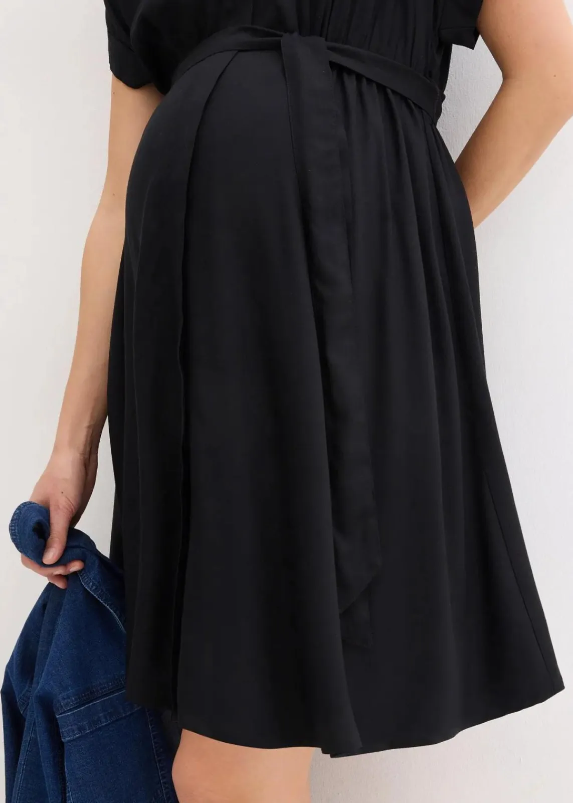 bonprix Umstandsmode^2-in-1 Umstands-Blusenkleid für die Schwangerschaft und danach schwarz