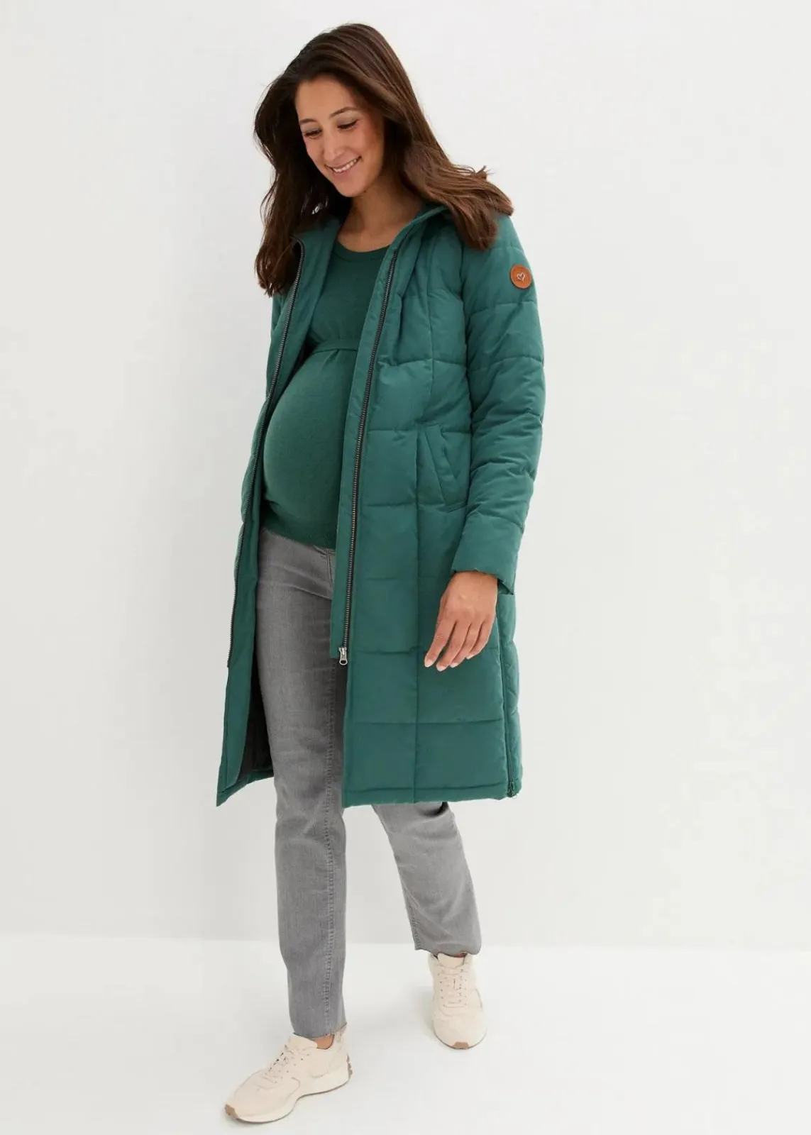 bonprix Umstandsmode|Nachhaltigere Materialien^3-in-1 Umstandssteppmantel und Tragemantel mit recyceltem Polyester mattgrün