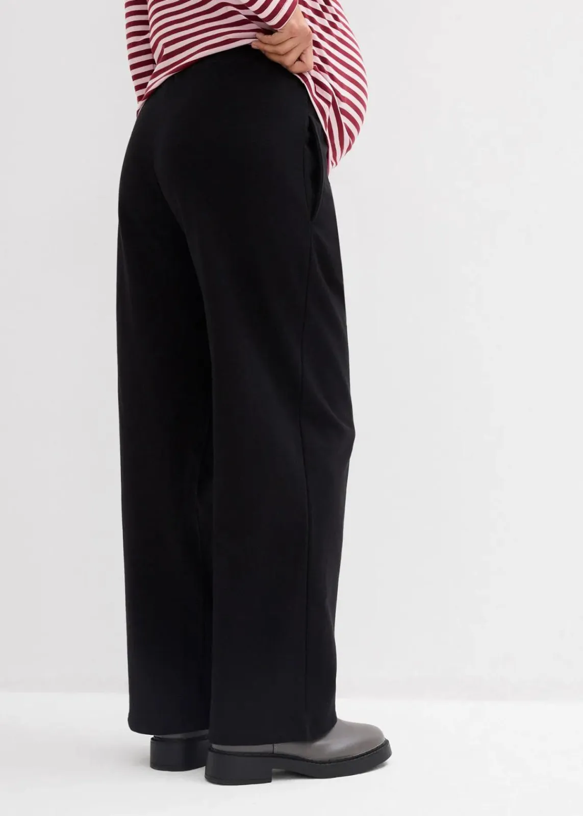 bonprix Bekleidung·Blazer|Umstandsmode^2-in-1 Umstandsweathose mit verstellbarem Bauchband schwarz