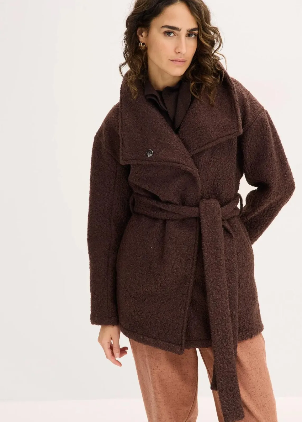 bonprix Bekleidung·Hosen|Jacken & Mäntel^Jacke dunkelbraun