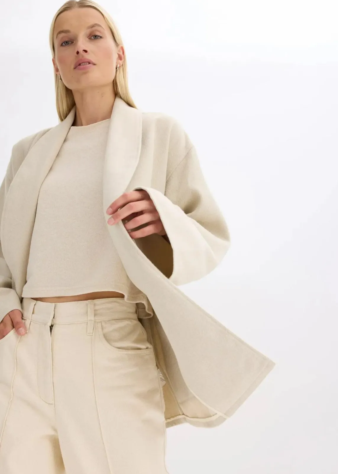 bonprix Jacken & Mäntel|Bekleidung·Hosen^Jacke in Wolloptik kieselbeige