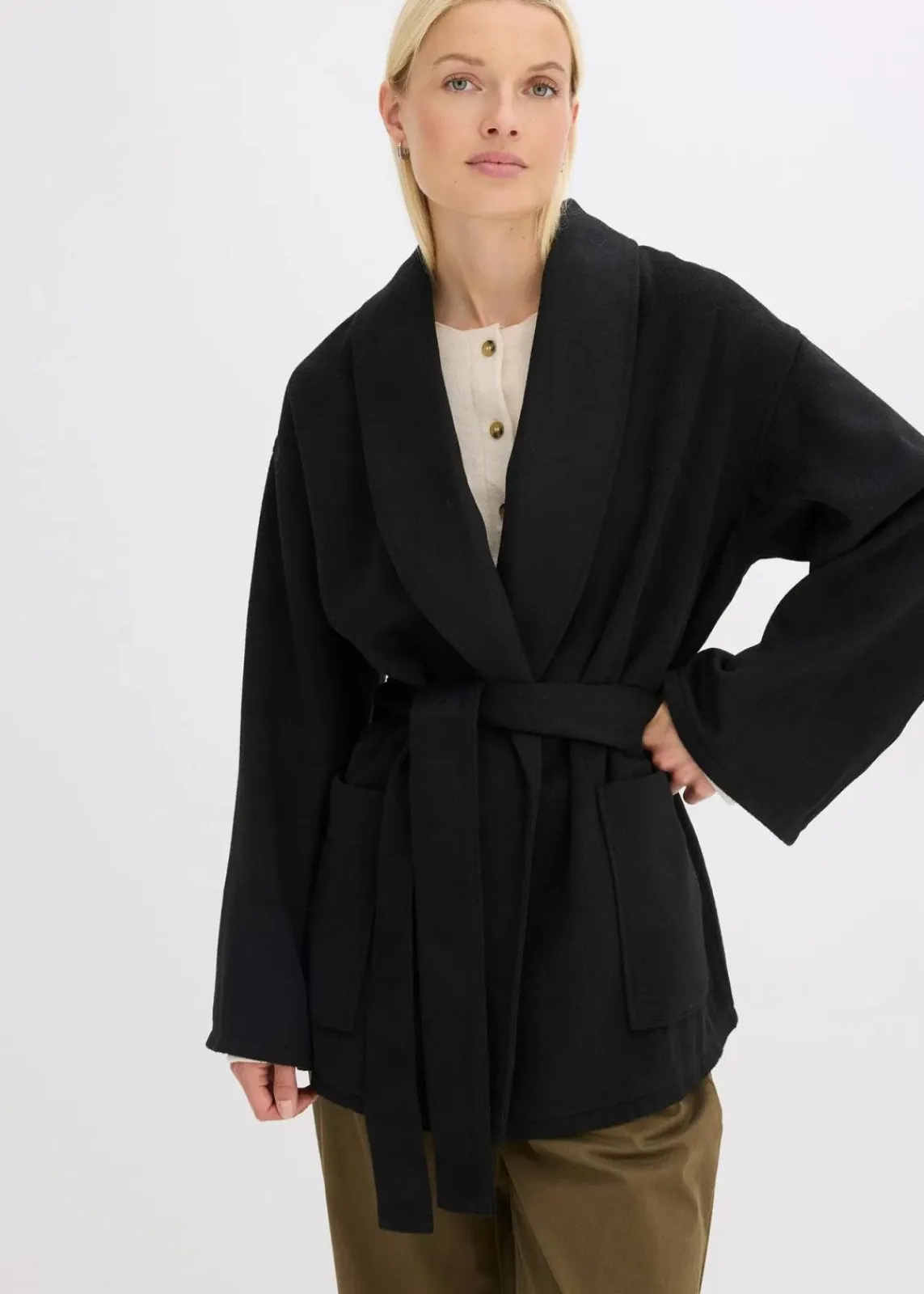 bonprix Bekleidung·Hosen|Jacken & Mäntel^Jacke in Wolloptik schwarz