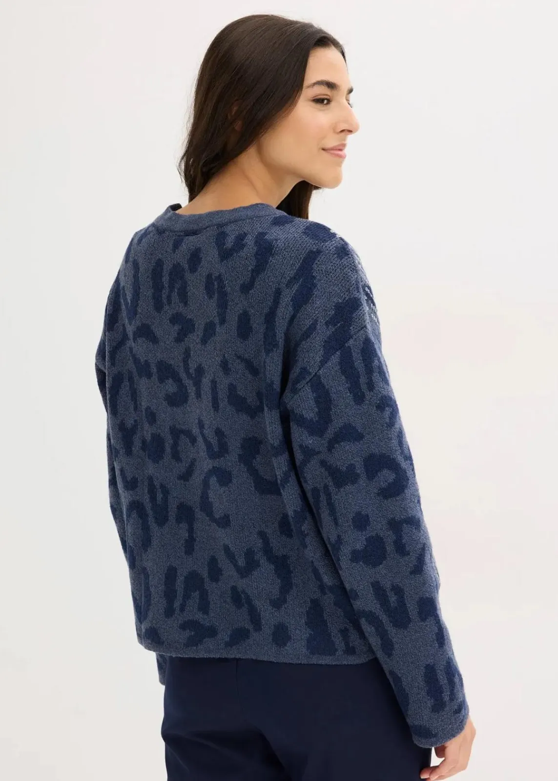 bonprix Bekleidung·Umstandsmode|Strickmode^Jacquard Oversize Pullover mit Pailletten indigo/dunkelblau leo