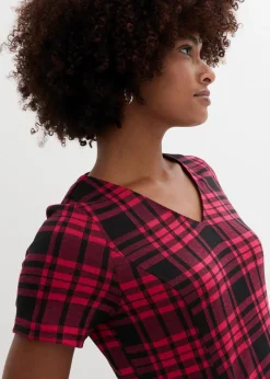 bonprix Kleider|Bekleidung·Pullover & Strickjacken^Jaquardkleid mit dekorativen Nieten granatrot/schwarz kariert