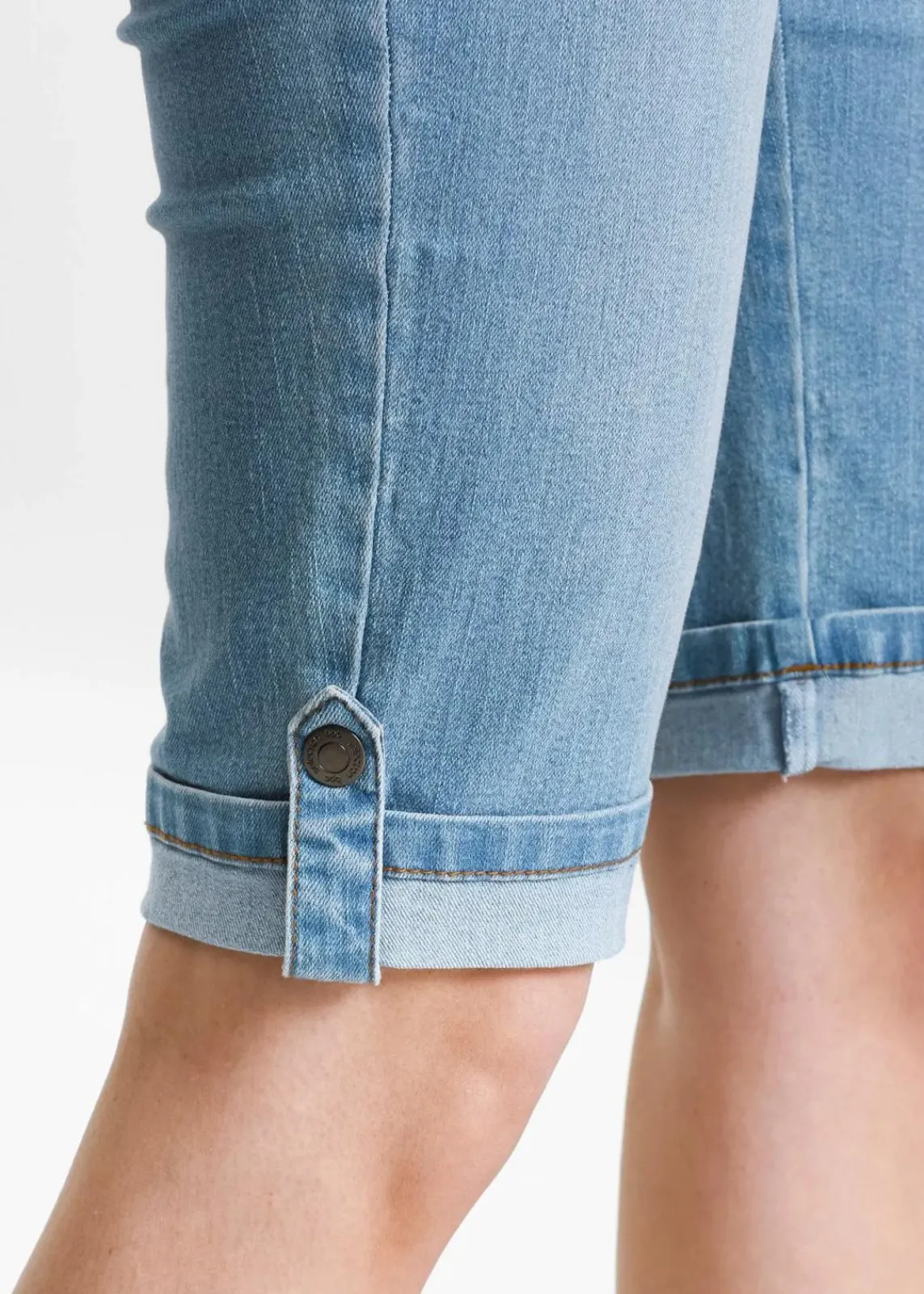bonprix Bekleidung·Outdoorbekleidung|Bekleidung·Shirts & Tops^Jeans Bermuda Mid Waist, Bequembund blue bleached