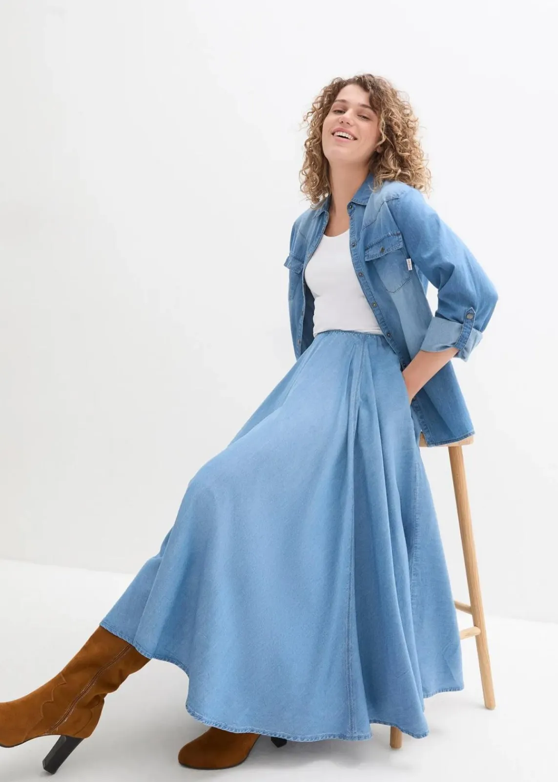 bonprix Röcke^Jeans Rock, High Waist, Bequembund hellblau denim
