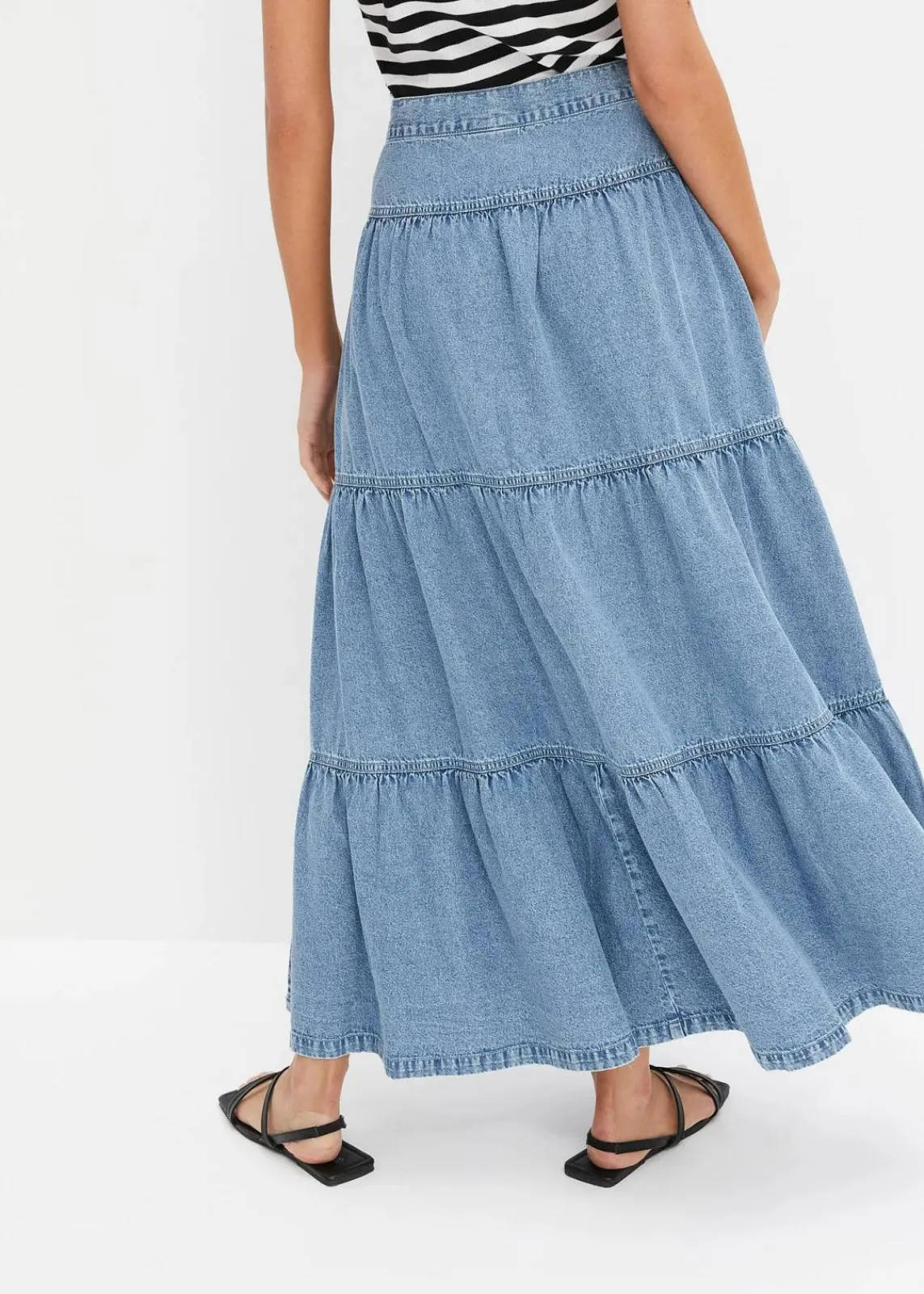 bonprix Bekleidung·Sportbekleidung|Röcke^Jeans Stufenrock mit Knopfleiste eisblau denim