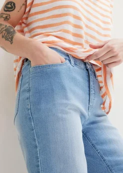 bonprix Jeans|Shorts^Jeans-Bermuda Mid Waist hellblau denim used