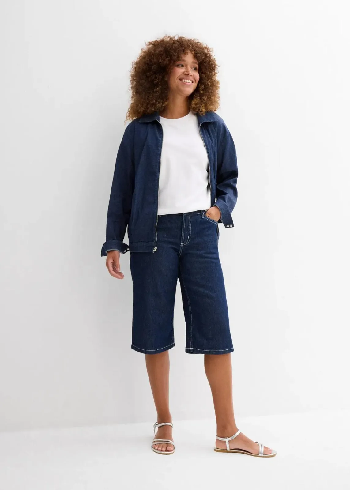 bonprix Jeans|Shorts^Jeans-Bermuda Mid Waist, Low Stretch tiefblau denim ungewaschen