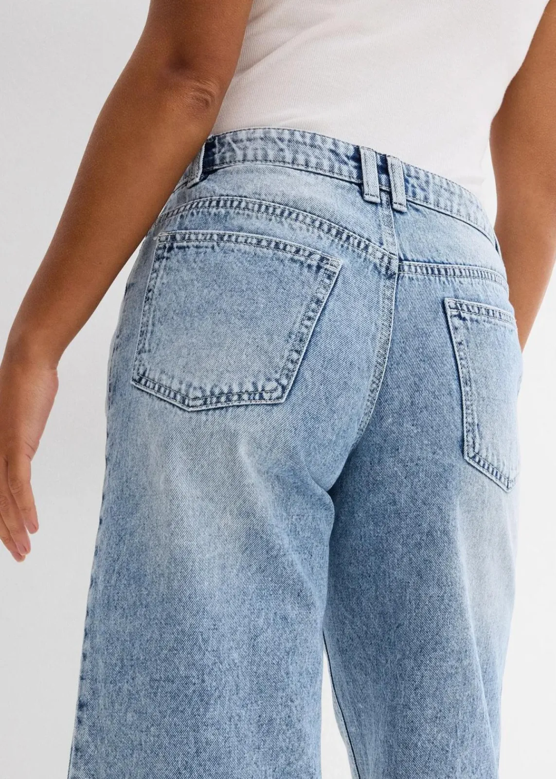 bonprix Jeans|Shorts^Jeans-Bermuda Mid Waist, Low Stretch eisblau denim used