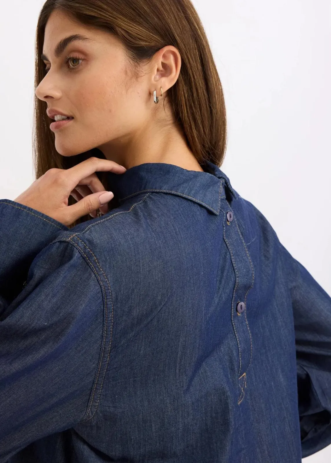 bonprix Bekleidung·Jacken & Mäntel|Blusen & Tuniken^Jeansbluse mit hohen Manschetten tiefblau denim ungewaschen