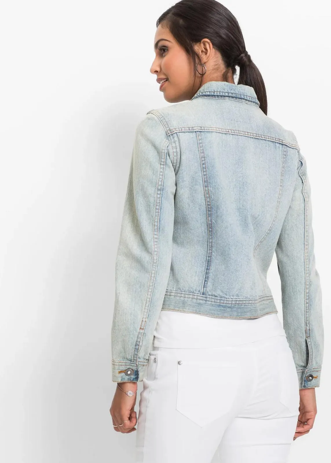bonprix Jacken & Mäntel^Jeansjacke hellblau denim