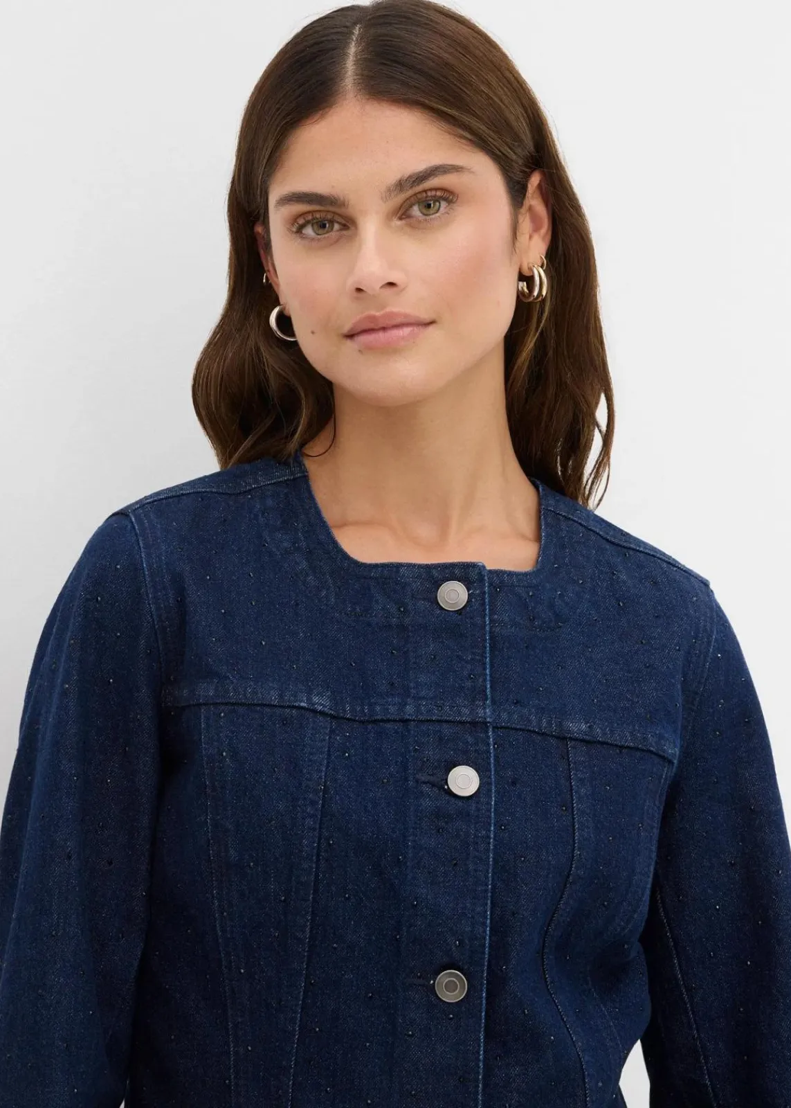 bonprix Jacken & Mäntel|Bekleidung·Hosen^Jeansjacke mit Strass tiefblau denim ungewaschen