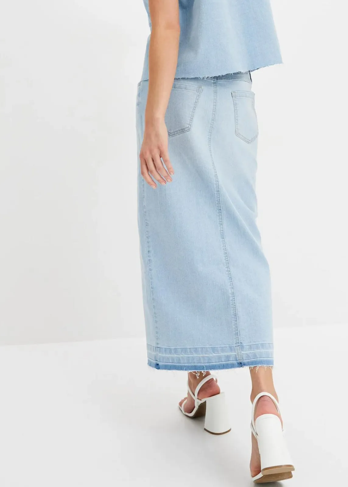 bonprix Röcke|Bekleidung·Sportbekleidung^Jeansrock mit Schlitz eisblau denim
