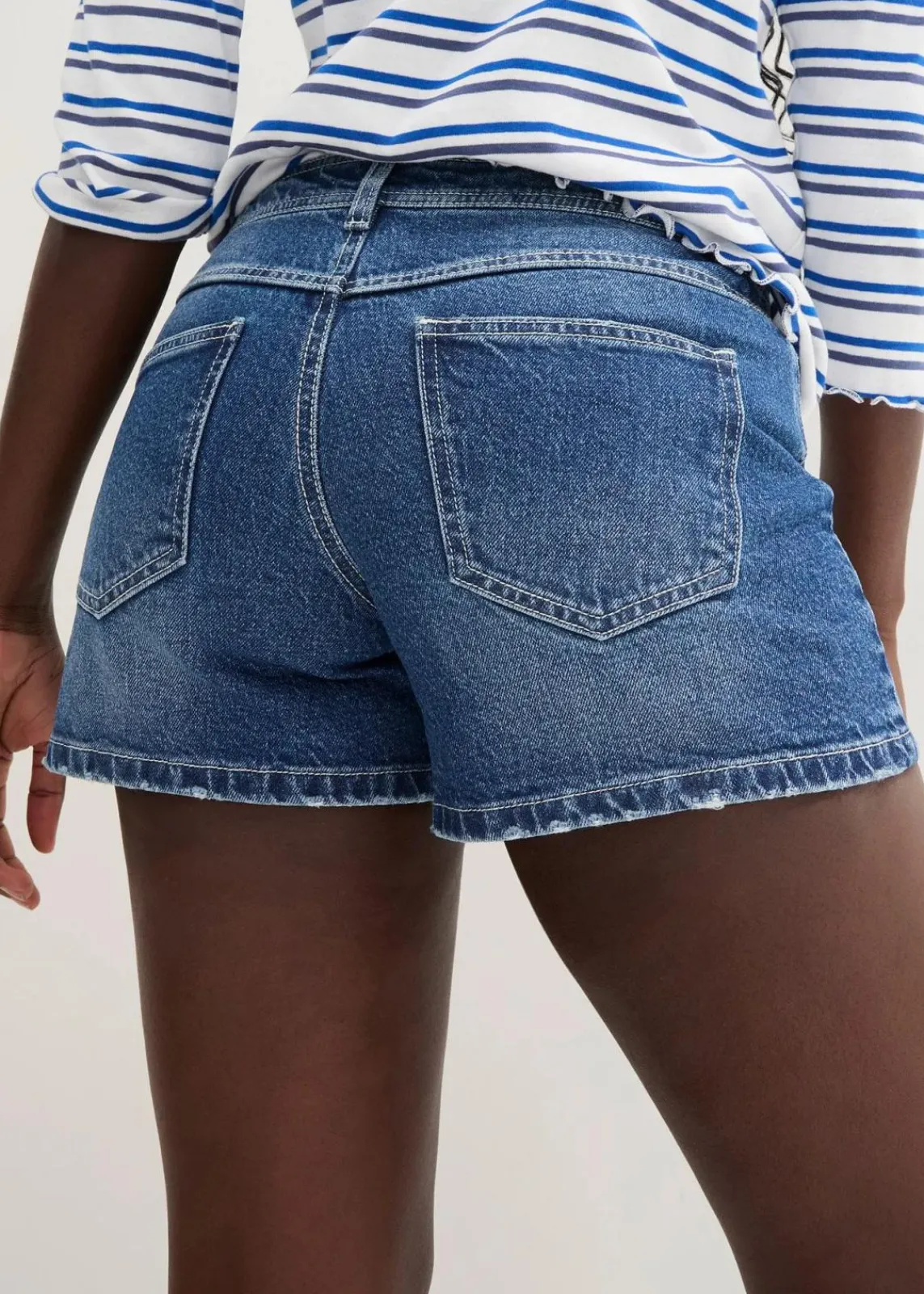 bonprix Jeans|Shorts^Jeansshorts, Mid Waist blau denim used