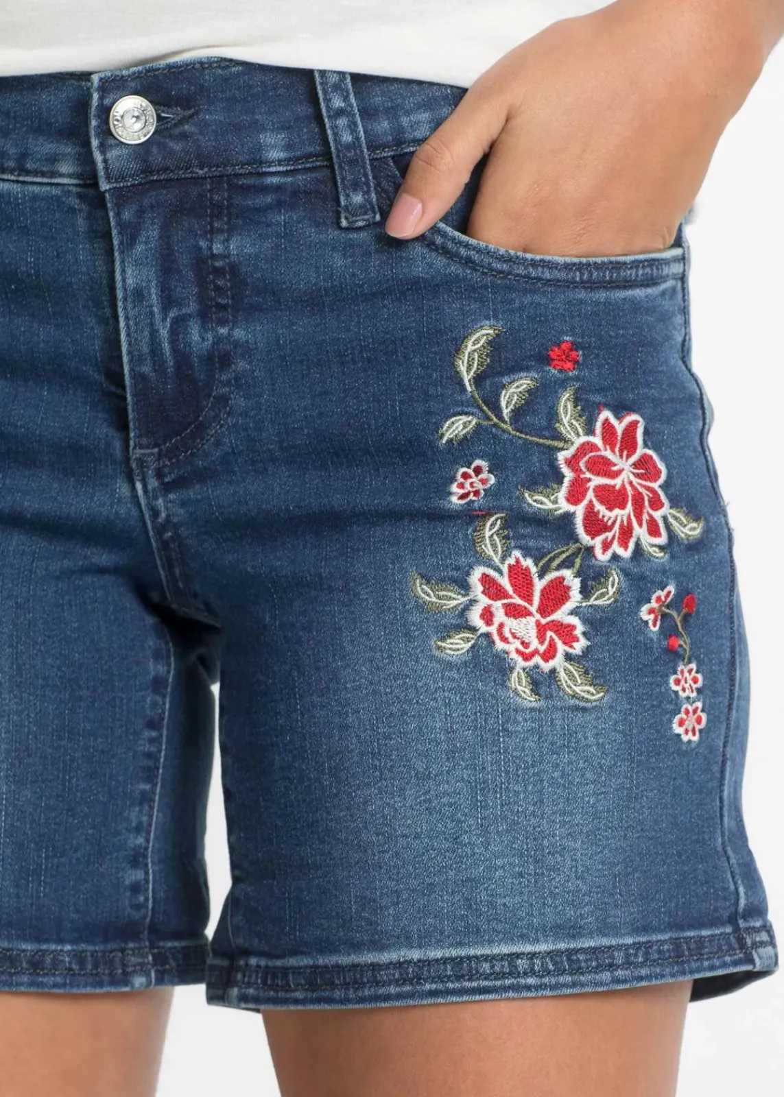 bonprix Bekleidung·Outdoorbekleidung|Bekleidung·Shirts & Tops^Jeans-Shorts Mid Waist, Stickerei blau geblümt