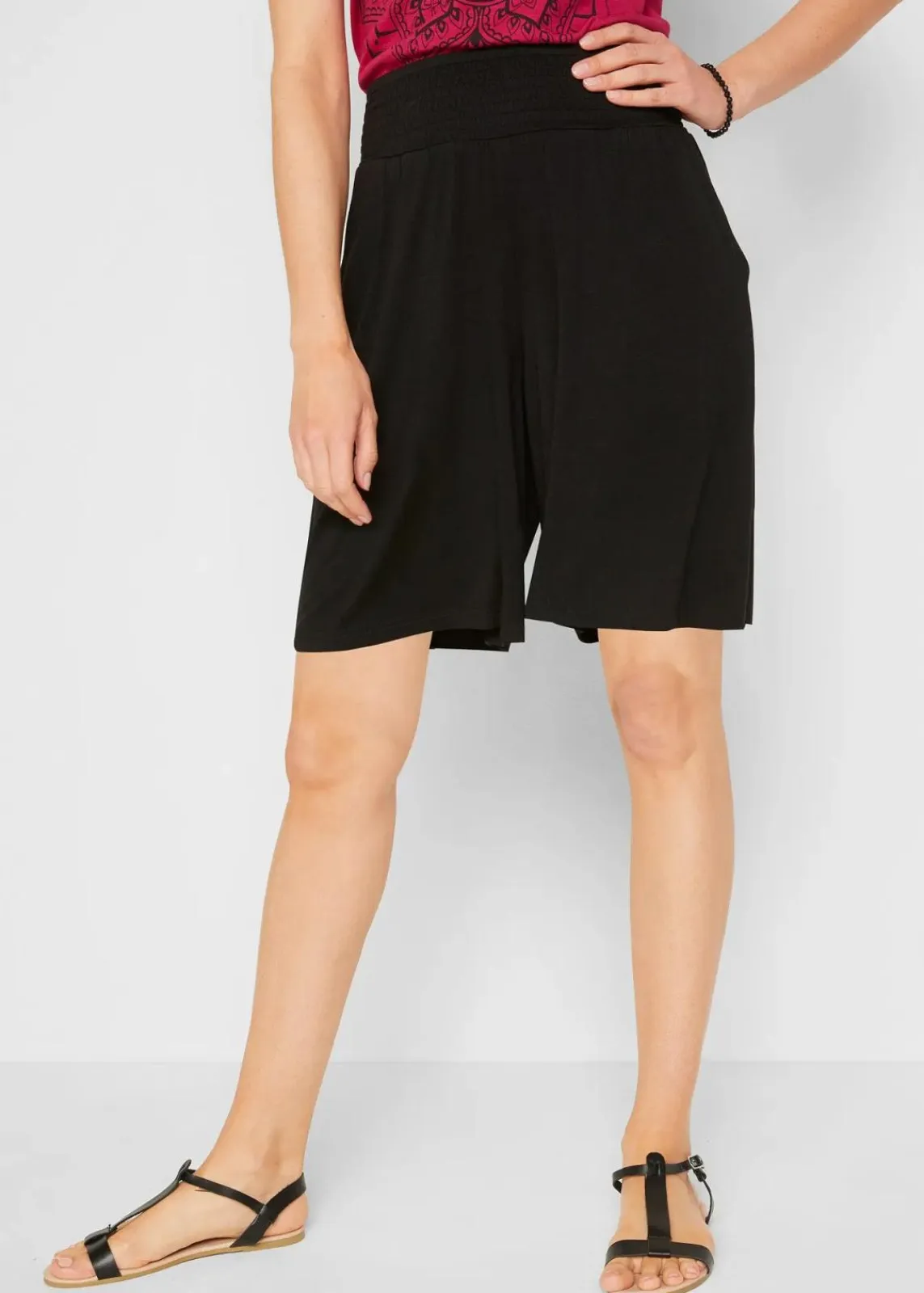 bonprix Bekleidung·Outdoorbekleidung|Bekleidung·Kleider^Jersey-Bermuda aus Viskose-Mix schwarz