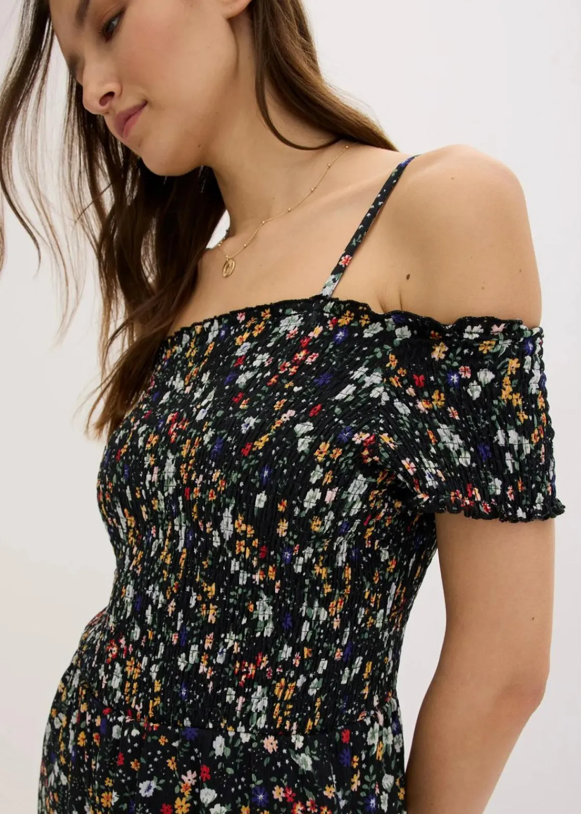 bonprix Bekleidung·Homewear|Jumpsuits^Jerseycrepe-Jumpsuit schwarz geblümt
