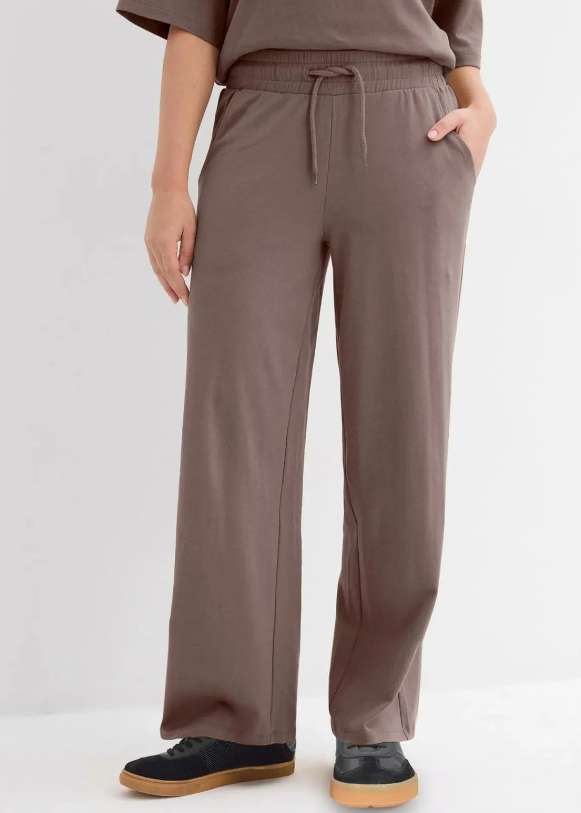 bonprix Bekleidung·Kleider|Nachhaltigere Materialien^Jersey-Hose aus Interlock lehmbraun