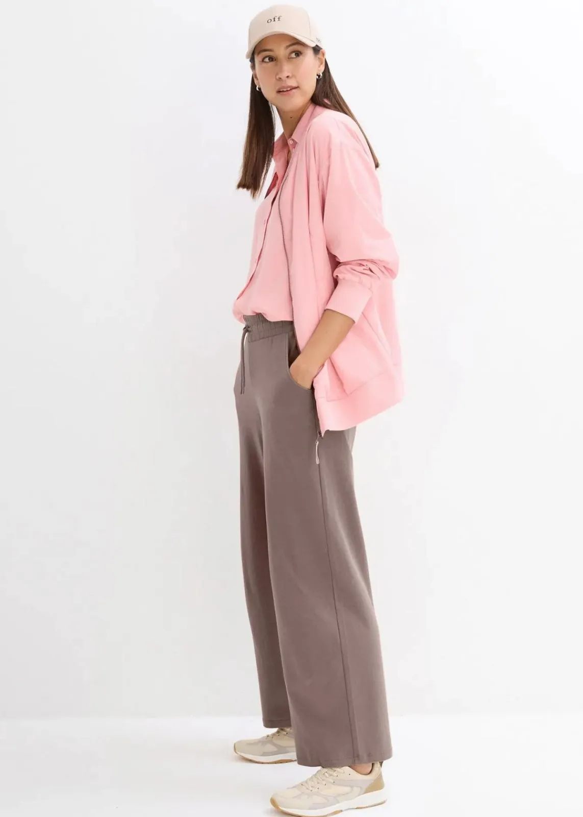 bonprix Bekleidung·Kleider|Nachhaltigere Materialien^Jersey-Hose aus Interlock lehmbraun