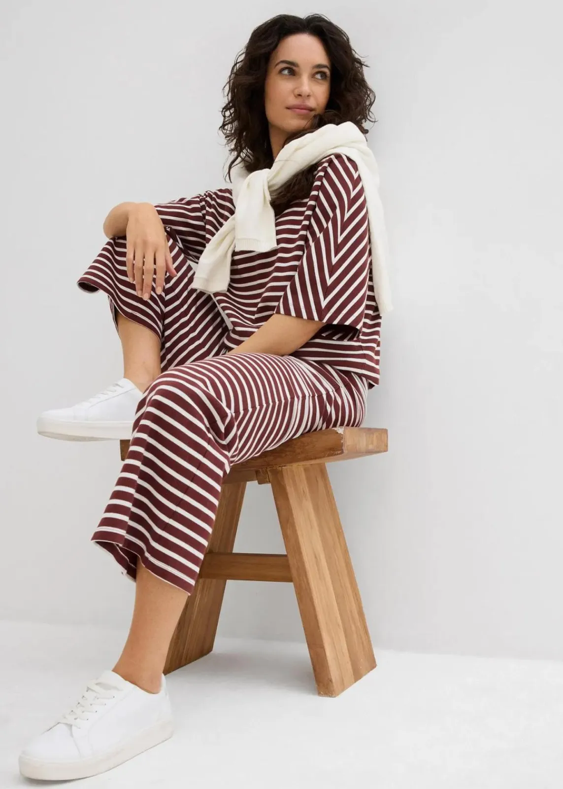 bonprix Bekleidung·Kleider|Hosen^Jersey-Hose aus strukturierter Baumwolle kaffeebraun/wollweiß gestreift