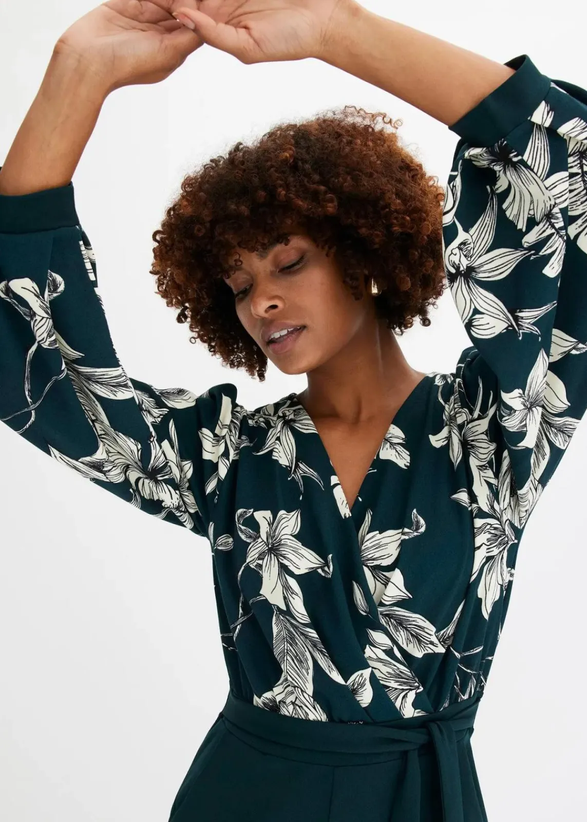 bonprix Bekleidung·Homewear|Jumpsuits^Jersey-Jumpsuit mit Wickeloptik tiefgrün floral