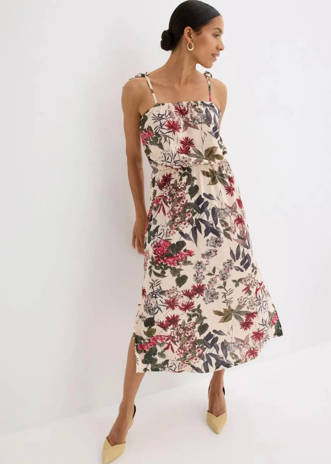 bonprix Bekleidung·Pullover & Strickjacken|Kleider^Jerseykleid natur floral