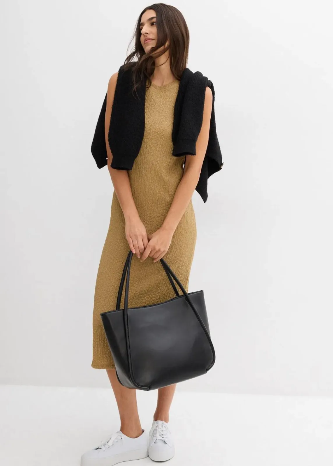 bonprix Bekleidung·Pullover & Strickjacken|Kleider^Jerseykleid aus Borkencrepe khakibraun