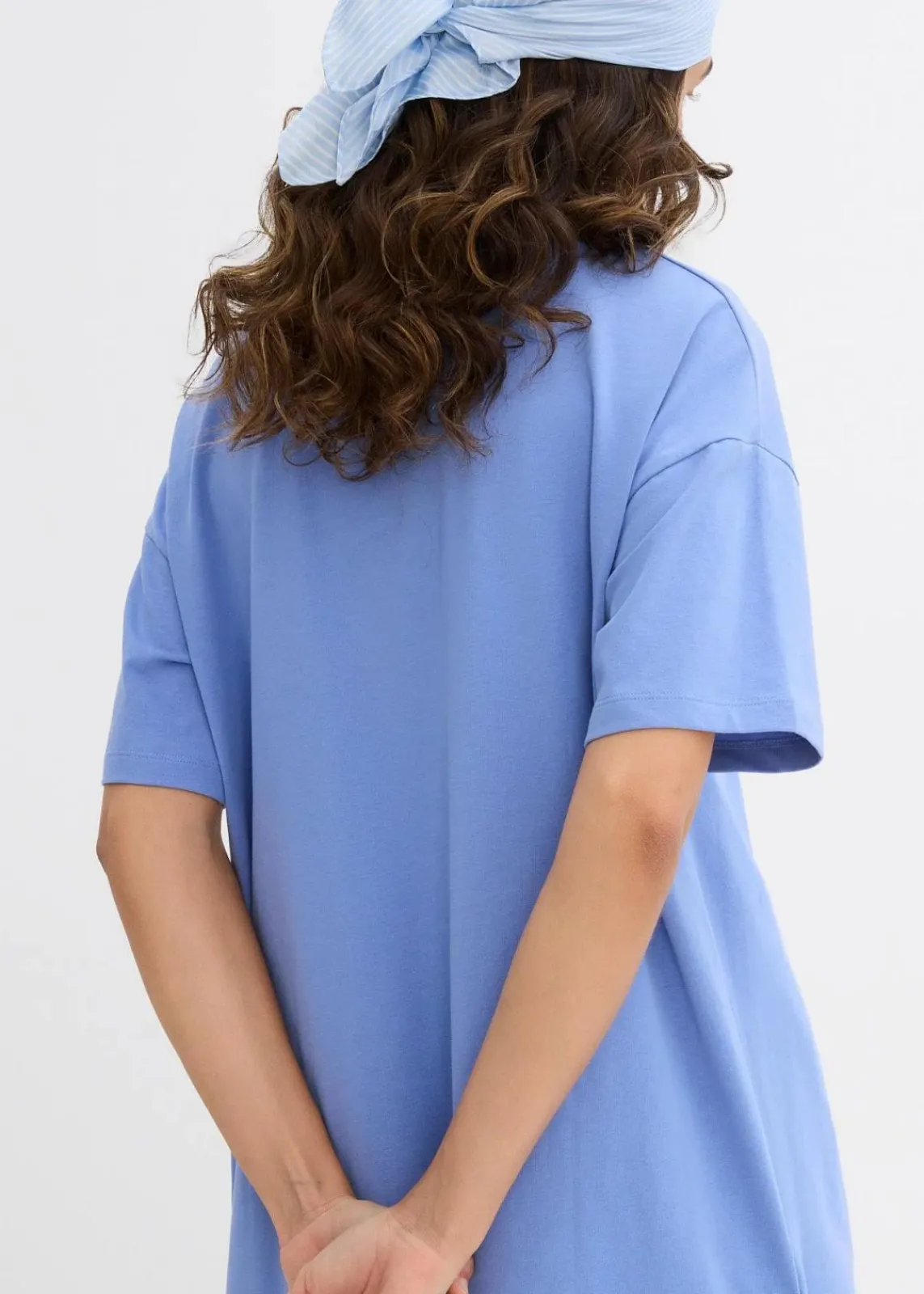 bonprix Kleider|Nachhaltigere Materialien^Jerseykleid aus elastischem Baumwoll-Mix himmelblau