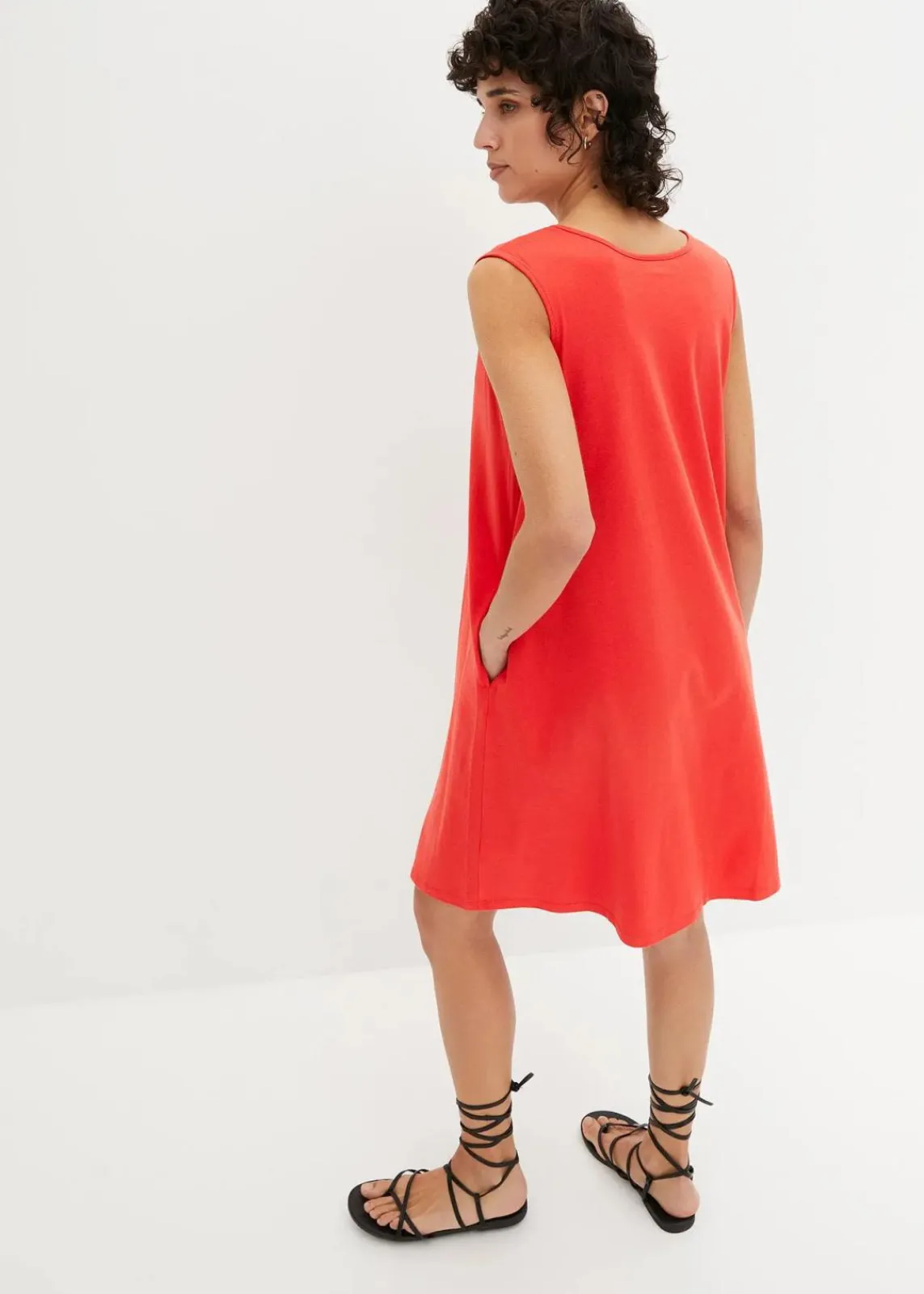 bonprix Nachhaltigere Materialien|Kleider^Jerseykleid mit reiner Bio-Baumwolle signalrot