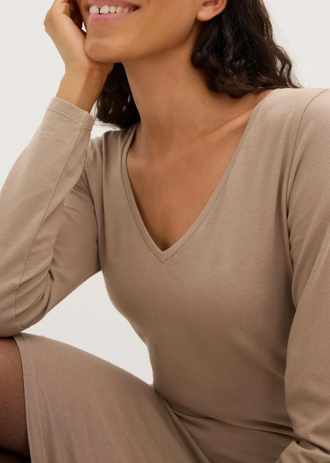 bonprix Bekleidung·Röcke|Bekleidung·Pullover & Strickjacken^Jerseykleid mit V-Ausschnitt (2er Pack) taupe+schwarz