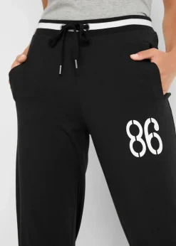 bonprix Bekleidung·Sweat|Bekleidung·Blusen & Tuniken^Jogginghose, 3/4-Länge aus Baumwollmix schwarz bedruckt