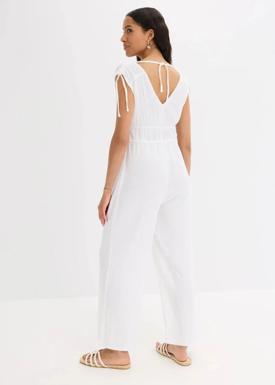 bonprix Bekleidung·Homewear|Jumpsuits^Jumpsuit aus strukturiertem Crêpe weiß