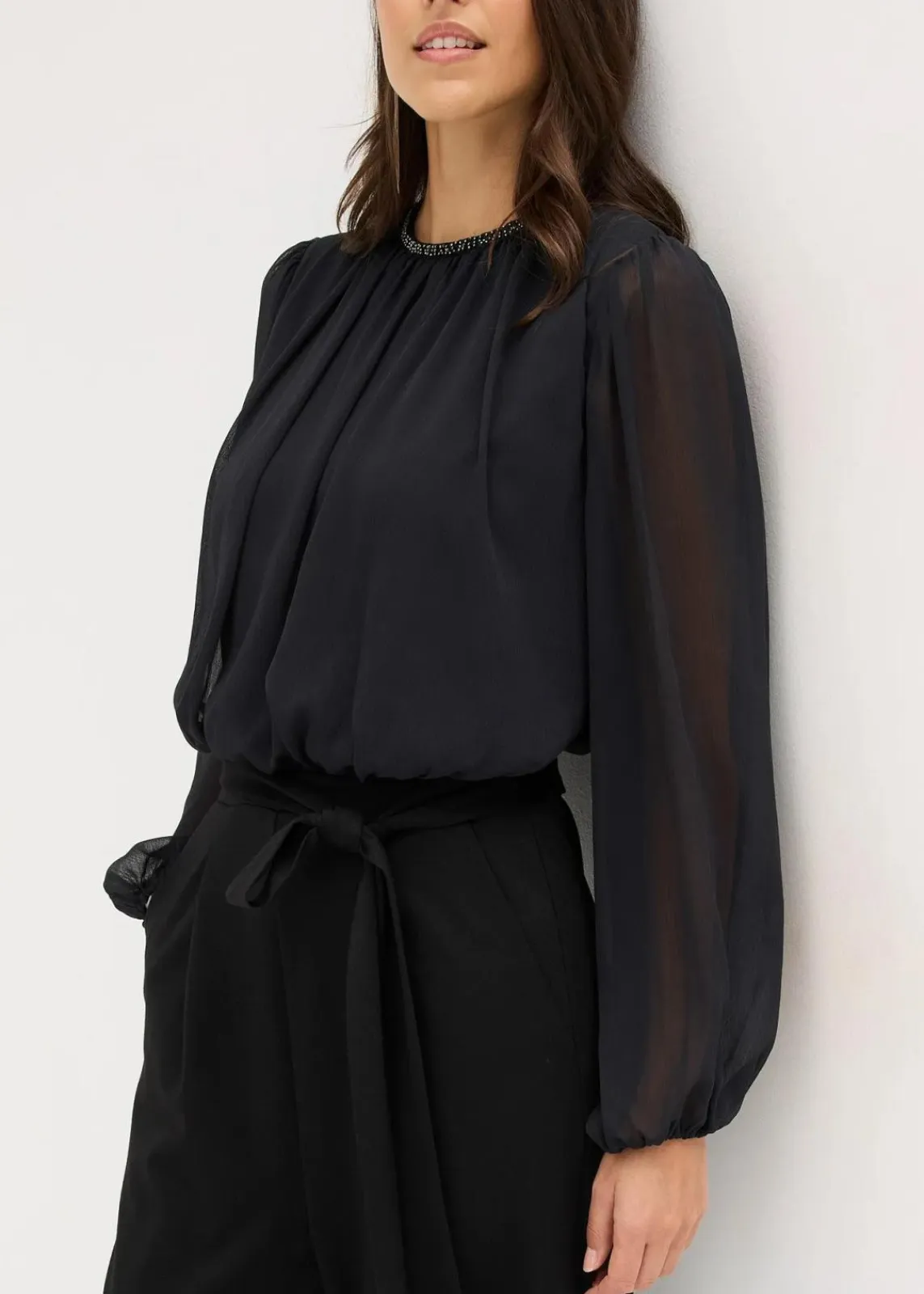 bonprix Bekleidung·Homewear|Jumpsuits^Jumpsuit mit Chiffon und Glitzer schwarz