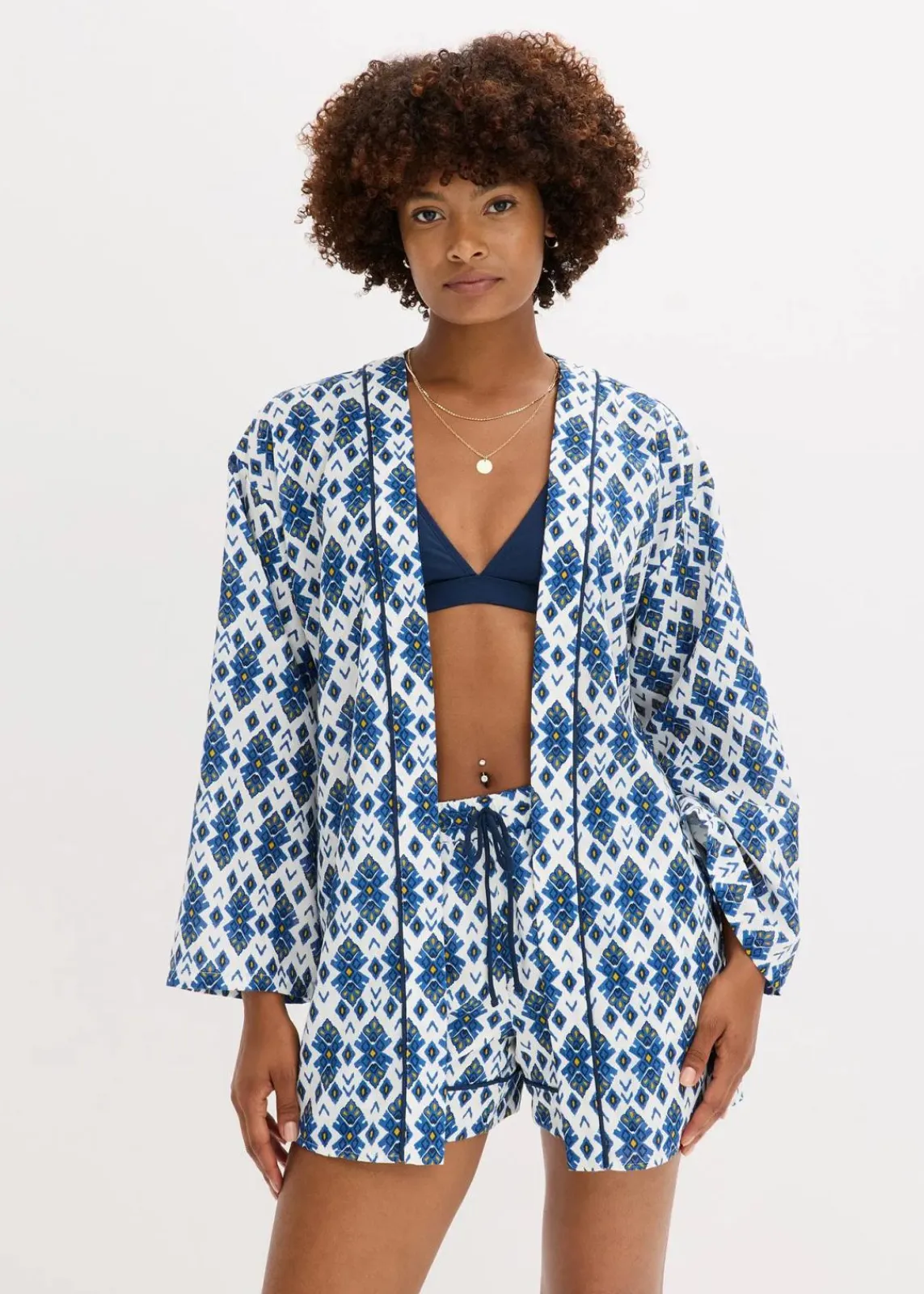 bonprix Bekleidung·Jacken & Mäntel|Zweiteiler & Sets^Kimono-Bluse weiß/blau bedruckt