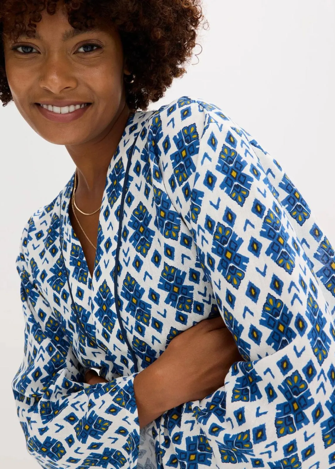 bonprix Bekleidung·Jacken & Mäntel|Zweiteiler & Sets^Kimono-Bluse weiß/blau bedruckt