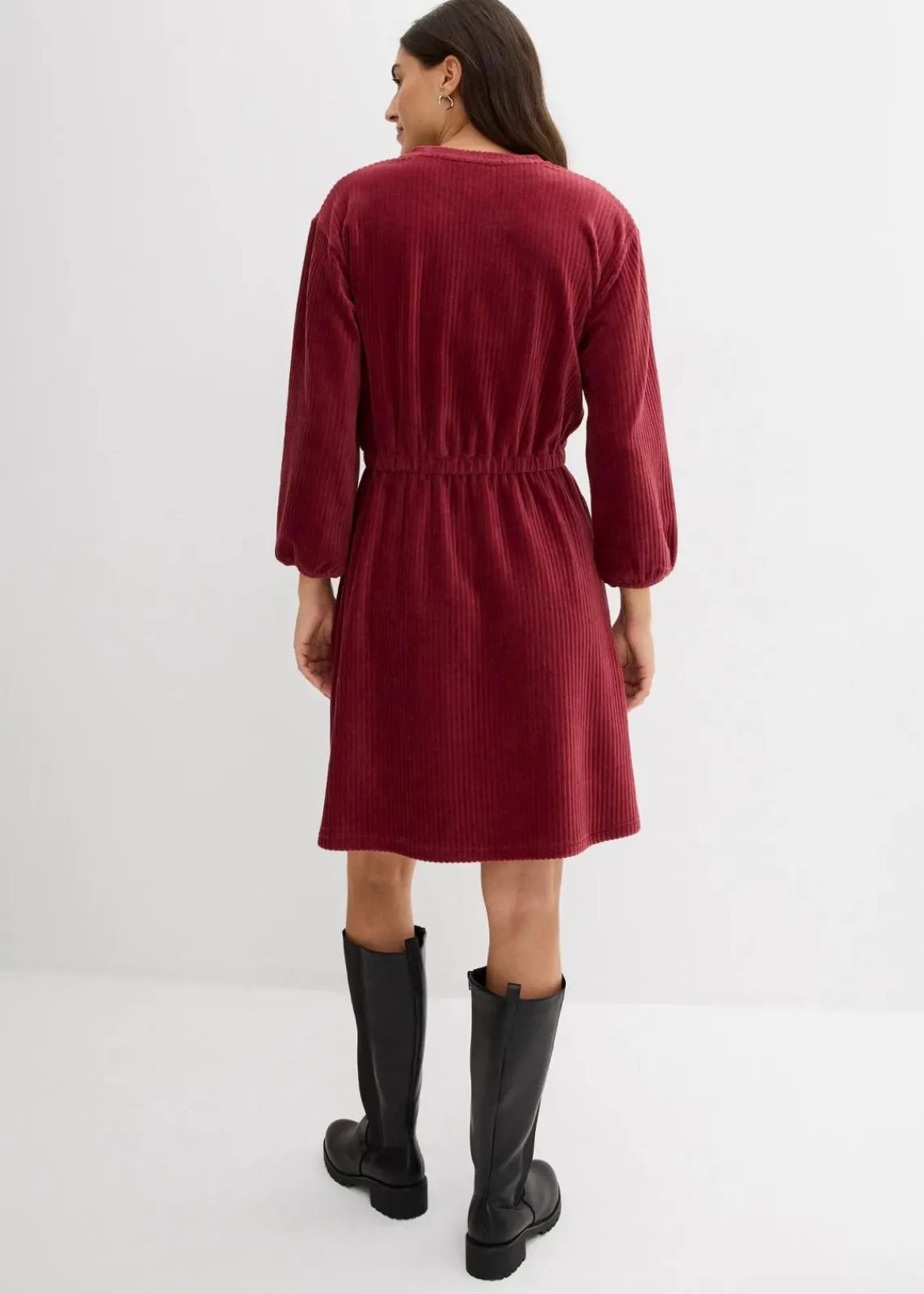 bonprix Kleider|Bekleidung·Pullover & Strickjacken^Kleid aus Jersey-Cord rubinrot