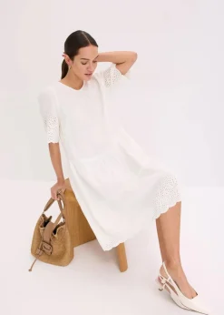 bonprix Bekleidung·Pullover & Strickjacken|Kleider^Kleid aus Musselin mit Lochstickerei wollweiß