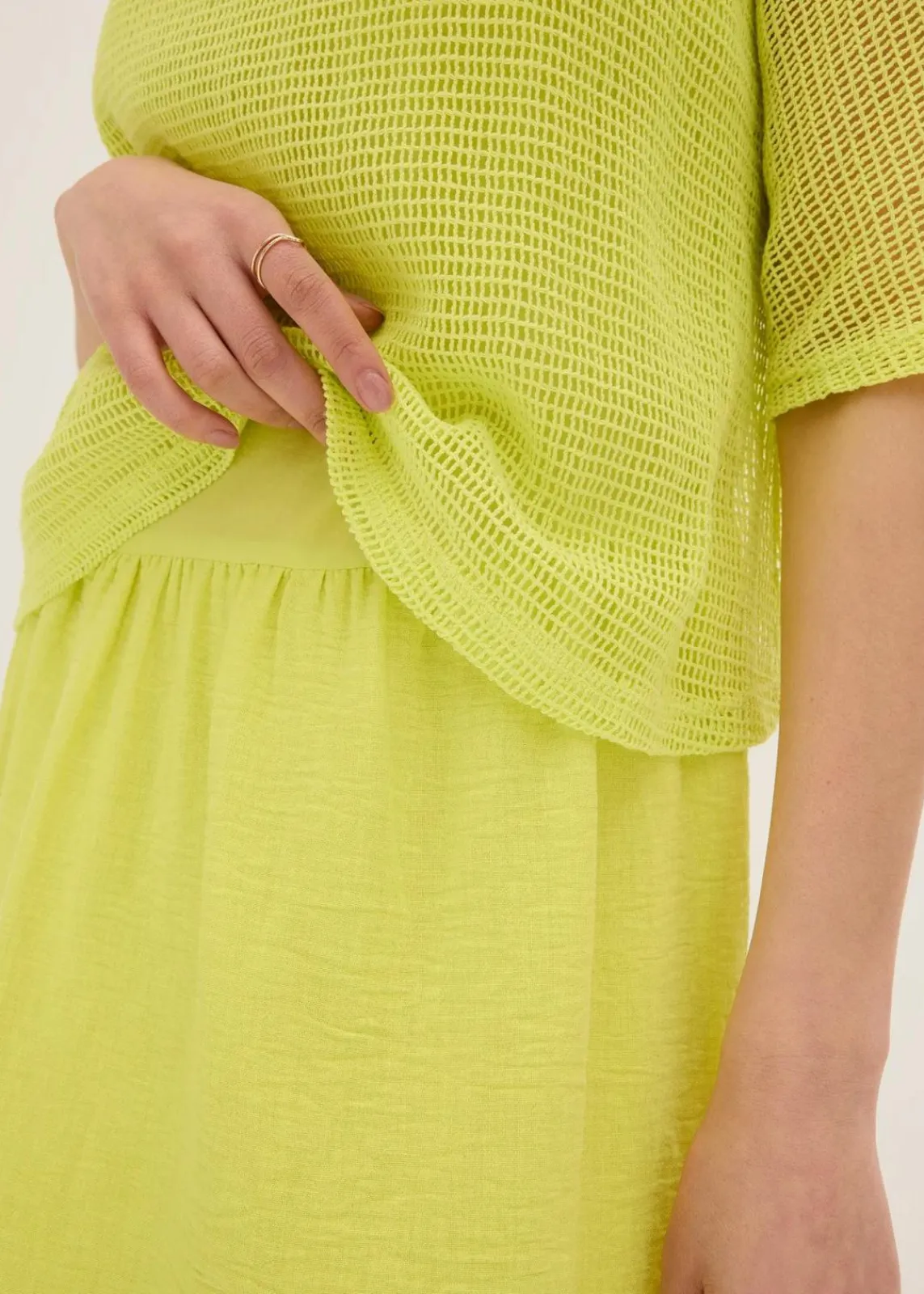 bonprix Bekleidung·Pullover & Strickjacken|Kleider^Kleid in 2 in 1 Optik zitrusgelb